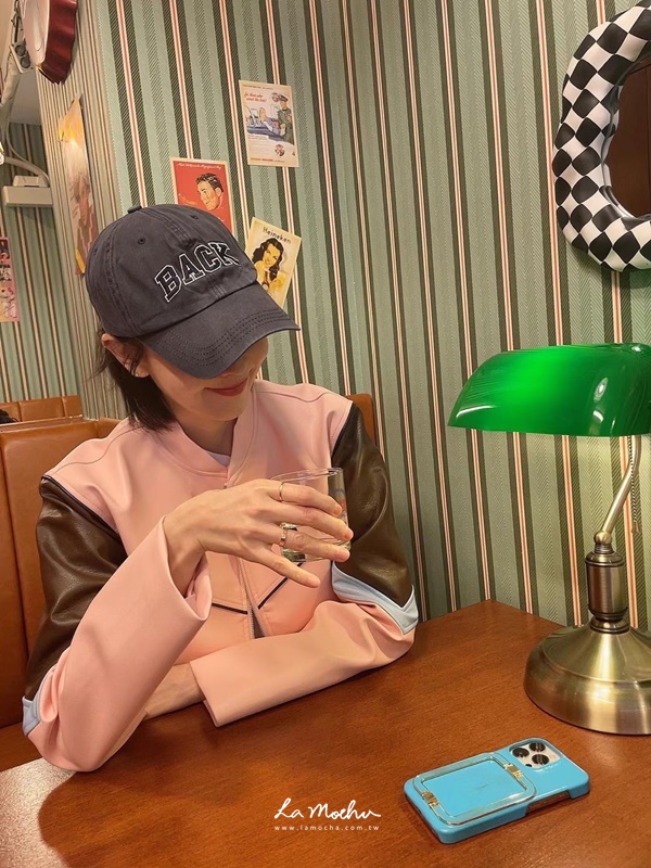 (限量商品)拼接撞色滾邊皮外套